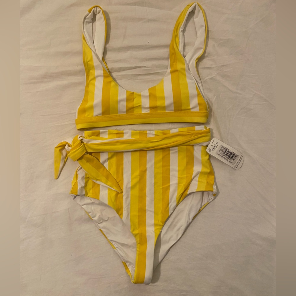 NWT Dippin’ Daisys Swim Set Size S